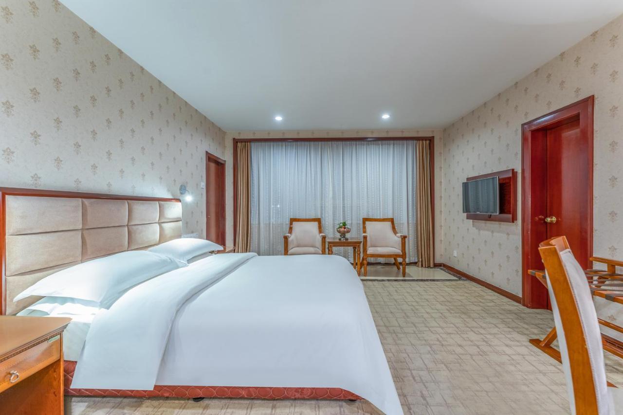 Baoding Zhong Yin Hotel Eksteriør billede