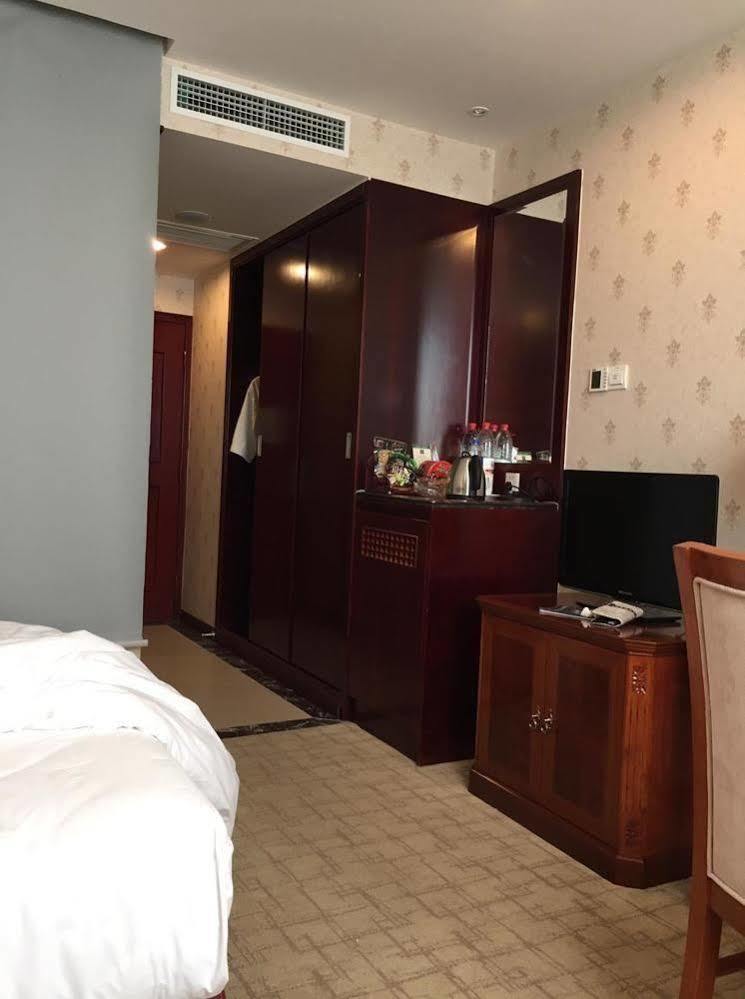 Baoding Zhong Yin Hotel Eksteriør billede